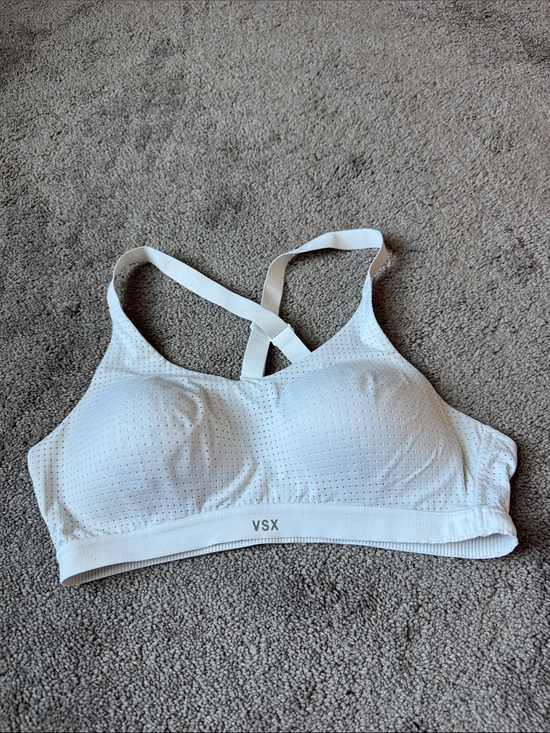 Victoria's Secret Other - Victoria’s Secret VSX White Sports Bra 34C Racerback Padded Gym Workout